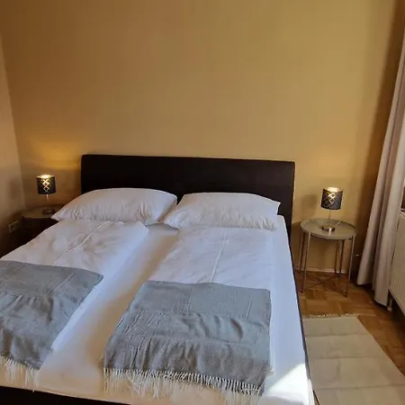 公寓 Wohlfuehlen & Arbeiten In Toplage Mit Gratis Tiefgaragenplatz