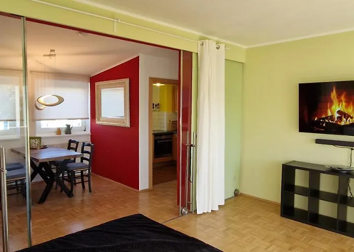 Lägenhet Wohlfuehlen & Arbeiten In Toplage Mit Gratis Tiefgaragenplatz