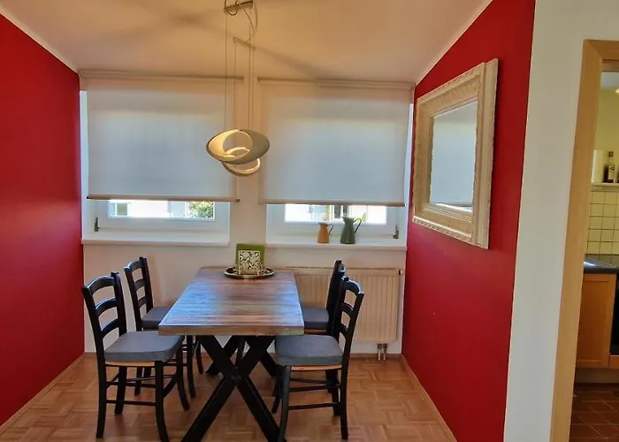 Wohlfuehlen & Arbeiten In Toplage Mit Gratis Tiefgaragenplatz Lägenhet